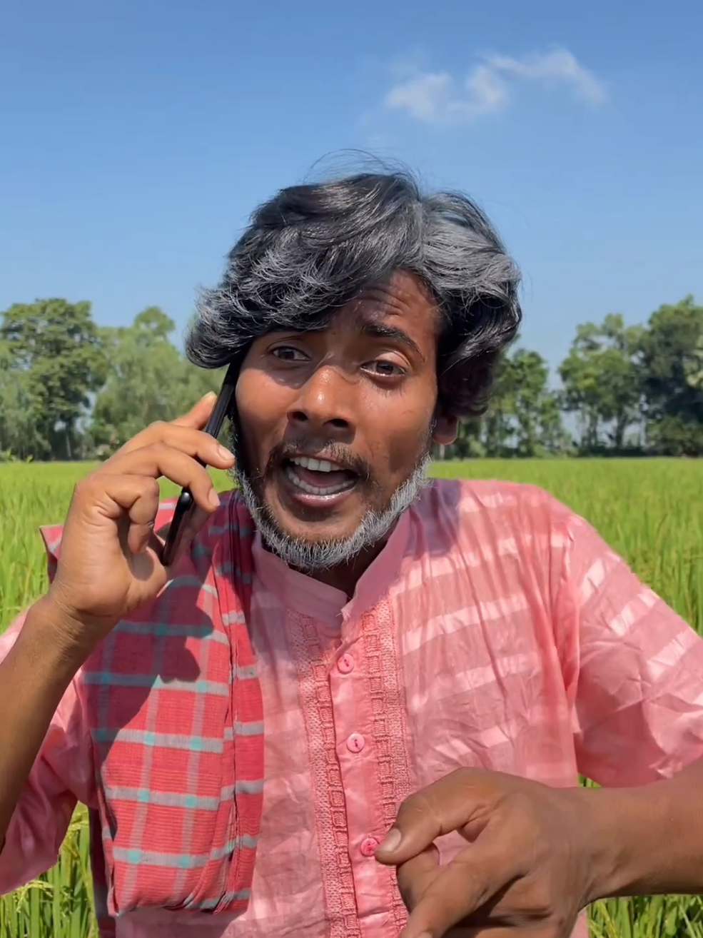 টাকা পারে কথা ঘুরাতে🤣#funny #comedy #tiktok #foryou #fnuuy_videos 