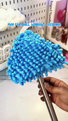 Hindi mo na kailangang umakyat—abot nito lahat ng dumi! 🙌 #mop #wallmop #ceilingmop #cleaningmop #fyp 