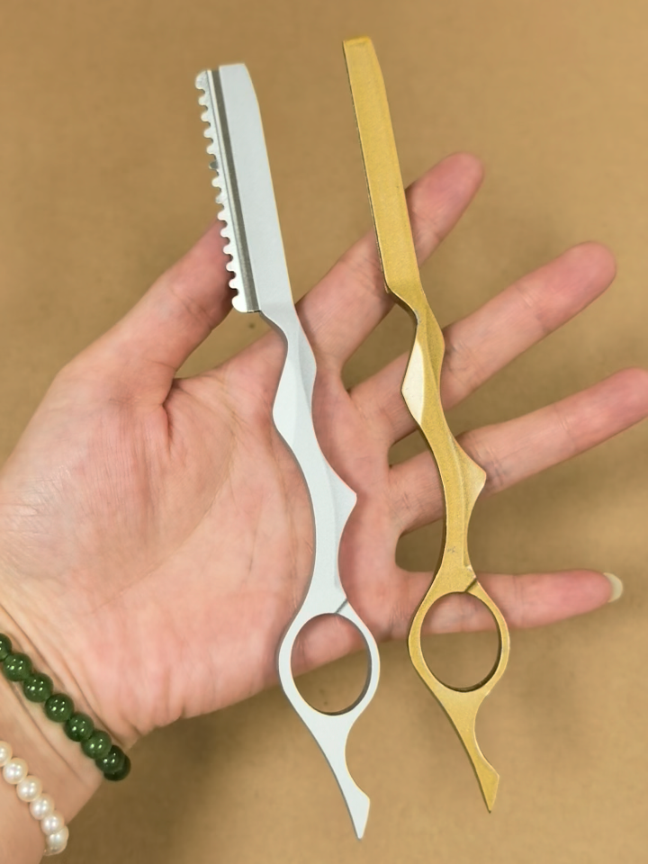 We specialized in barber&salon products wholesale directly from China factory. 👉WhatsApp:+86 18269211486  👉 email:avachen.vchoice@outlook.com Professional Barber&Salon Products. Can custom your logo on products. #barber #barbertools #barberlife #barbersalon #barbershow #hairtrimmer #barbersupplystore #barbersupplies #mensgrooming #barberwholesalers #hairstyles #hairsalon #haircut #barbercut #clippers #barbertools #razorfade #barberexpo #razorholder #razor #razorblade #razorcut #barbería #barbier #coiffure #barberlife #barberproducts #barbersupply #barbershop