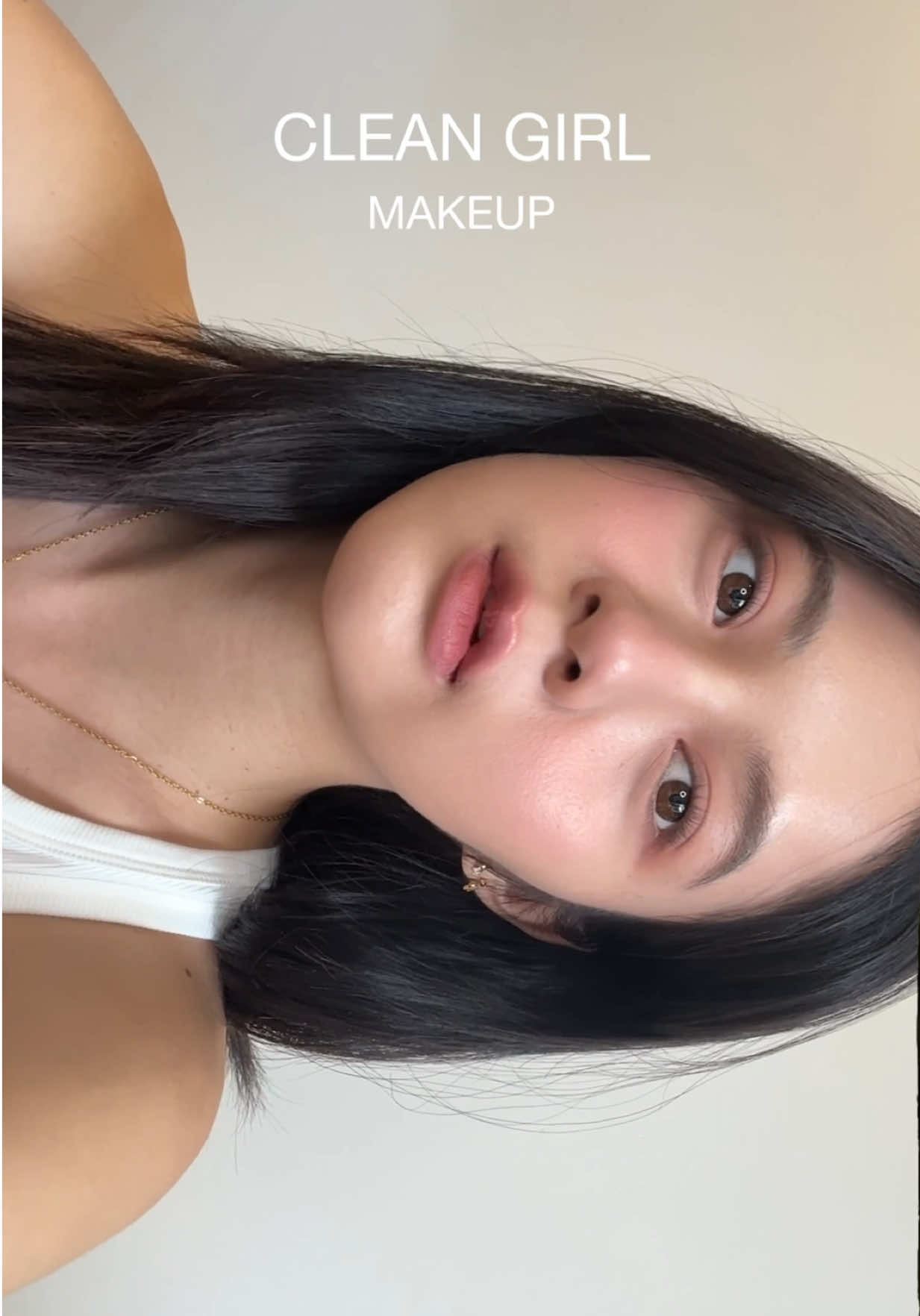 Clean girl เป็นอะไรที่ง่ายมาก แค่ลงสกินแคร์ดีผิวก็คือสวยแล้ว 🫧✨🌞 #rojukiss 