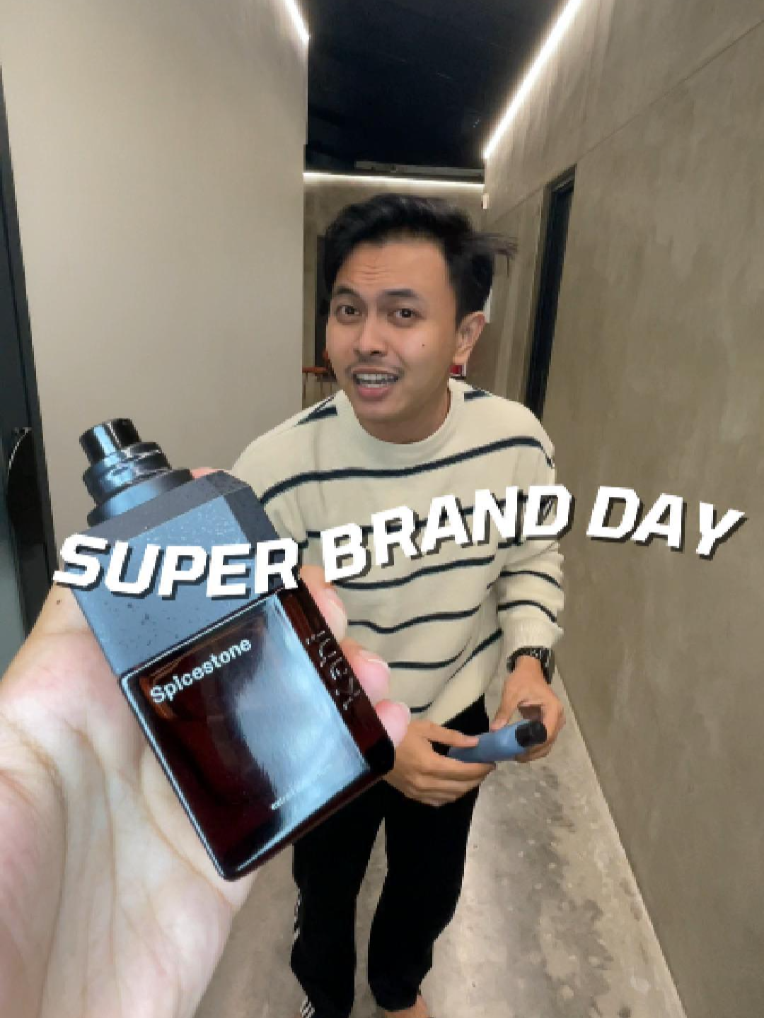 Wangi baru dari extrait baru Kahf🤩‼️Penasaran? Langsung aja checkout sebelum promo nya habis bro😩🔥SIKATTT‼️ #kahfextrait #parfum #parfumviral#xdp1#DecodeYourSkin #kahf