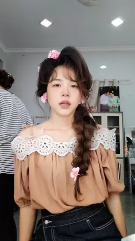 felt ur lips🫣#fypviews #fyp #views #how to dance