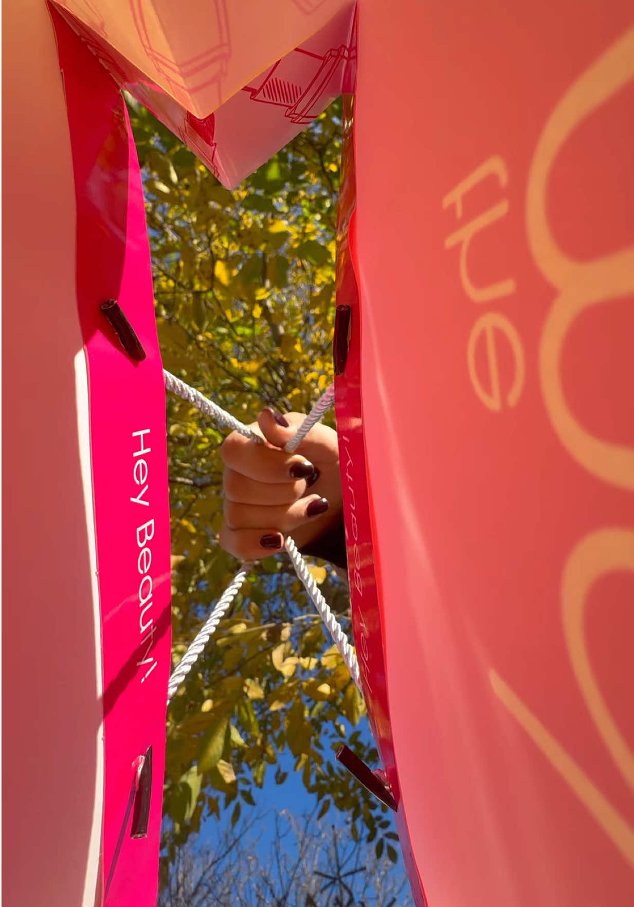 Hey Beauty!! Creionul Dusty Brown este din nou pe stoc! ❤️ Îl găsiți pe makeupshop.ro !✨   #makeupshop #dustybrown #boysnberries #fyp #trendingvideo  