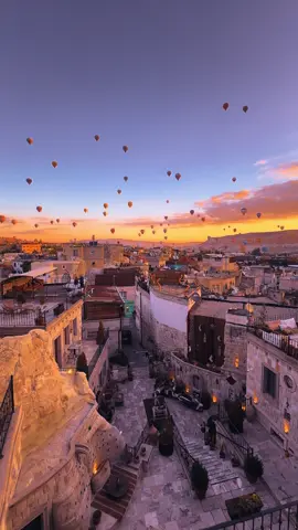 October in cappadocia.. #cappadocia #kapadokya #zaracavehotel 