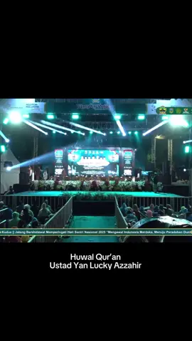 Suara bagus ga harus tinggi, tapi yan lucky 😌 Adem pol suarane ustad @YANLUCKYAZZAHIR  • • • #majelisazzahir #majelissholawat #habibbidinasegaf #fyp #fypage