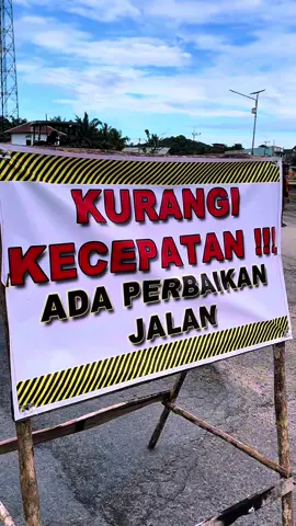 Kasih saya waktu untuk menyelesaikan Jalan Simpang Sepaku Perigi. Pembenahan jalan ini membutuhkan anggaran yg tidak sedikit, tapi saya yakin dengan dukungan masyarakat Lamandau secara bertahap bisa terealisasi.  Saya memahami penggunaan jalan ini sangat vital karena menjadi urat nadi perekonomian 4 kecamatan. Oleh karena itu, di tahun depan kita akan terus lanjutkan sampai jalan ini betul-betul fungsional sesuai harapan kita bersama.  Dan tentunya mohon maaf apabila selama proses pengerjaan mengganggu perjalanan bapak/ibu sekalian…