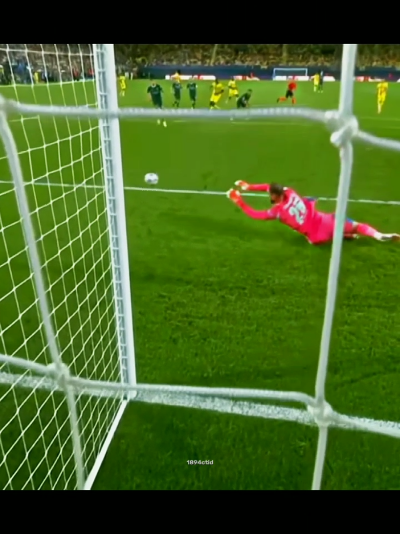 Duta Clean sheet dari Italia🤩🇮🇹#fyp #donnarumma #footballtiktok #football #viral @donnarumma 