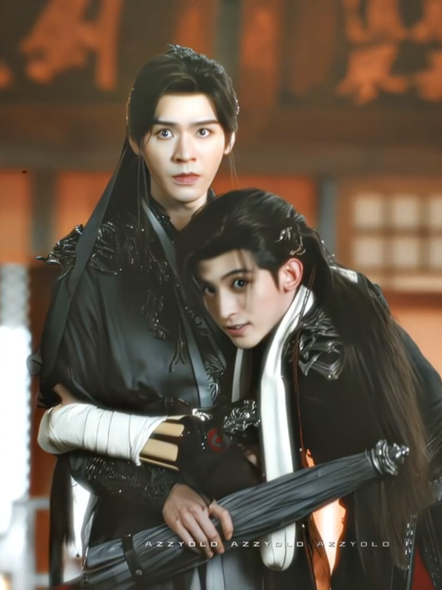Si paling ga mau kalo su MuYu ikut campur dan terluka, andaikan mereka ga beda pandangan hidup pasti langgeng sampe tua😭🥹❤️😍✨ Drama Title: Blood River/暗河传 Adapted Donghua: Tales Of Dark River Related to: Spin Off The Blood Of Youth, Dashing Youth Genres: Thriller, Wuxia, Fantasy Total Episodes: 40Eps Airs: 20 october 2025 Network: Youku #BloodRiver #TalesOfDarkRiver #暗河传 #GongJun #ChangHuasen 