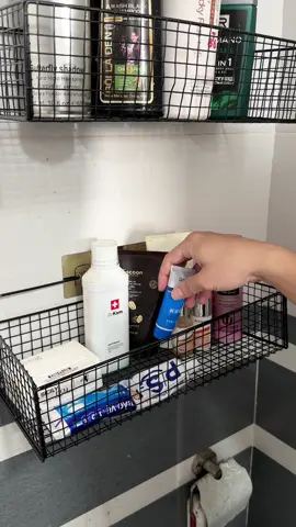 Kệ để đồ nhà tắm dán tường #kededonhatam #tronganhdireview 