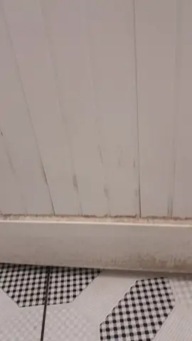 Mua 1 tặng 2  chỉ với 85k tận 3 chai nước tẩy bồn cầu FLASHMAN tẩy cac vết bẩn cứng đầu xem ngay! 