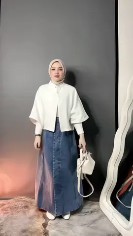 Lagi suka pakek rok jeans,bahannya tebel tapi gak kaku #jeans #rokjeans #jeanswanita 