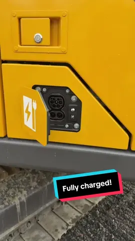 EC230F ELECTRIC!⚡️  In 1,5 hours the machine will be fully charged! Then 8 hours of operation 👌 #volvoce  #ec230f  #heavyequipment  #electric  #machine 