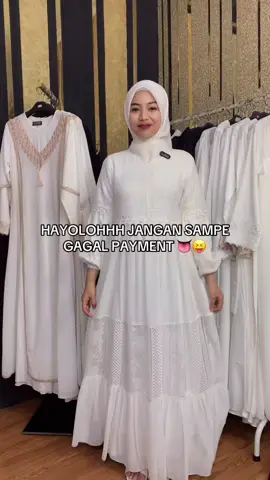 YUHUUUU kabar gembiraa🥳HARGA NYA SETENGAH HARGA NORMAL😱 yuk JOIN LIVE Jam 5 SOREEE 😚 sebelum kehabisan model gamis putihh nya🤍#fyp #livefashion #abaya #gamiskondangan 