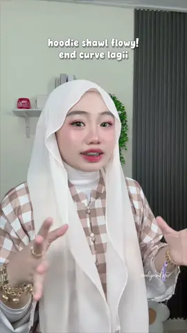 love sangat kalau dapat material jenis flowy macam ni!! 