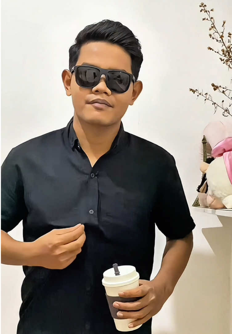Baju Kemeja Pria Beli 1 Dapat 2 Bro #bajukemejapria #bajukemeja #kemejalenganpendek #atasanpria 