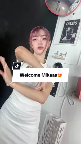 Setelah sekian lama debut di donna akhirnya idol kita yang satu ini berlabuh di pandora. Please welcome, MIKAA!!🥳 #fyp #dancetutorial #viral #dancetok 