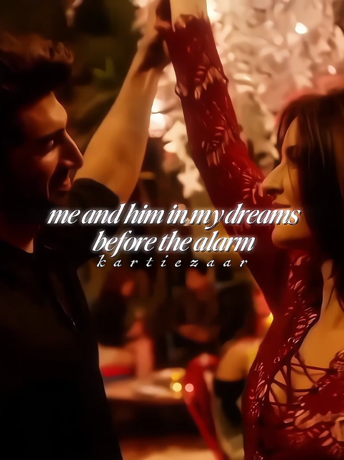 don't wake me up before the dreams ends🥲 #fitoor #adityaroykapur #katrinakaif  #bollywood #fyp 