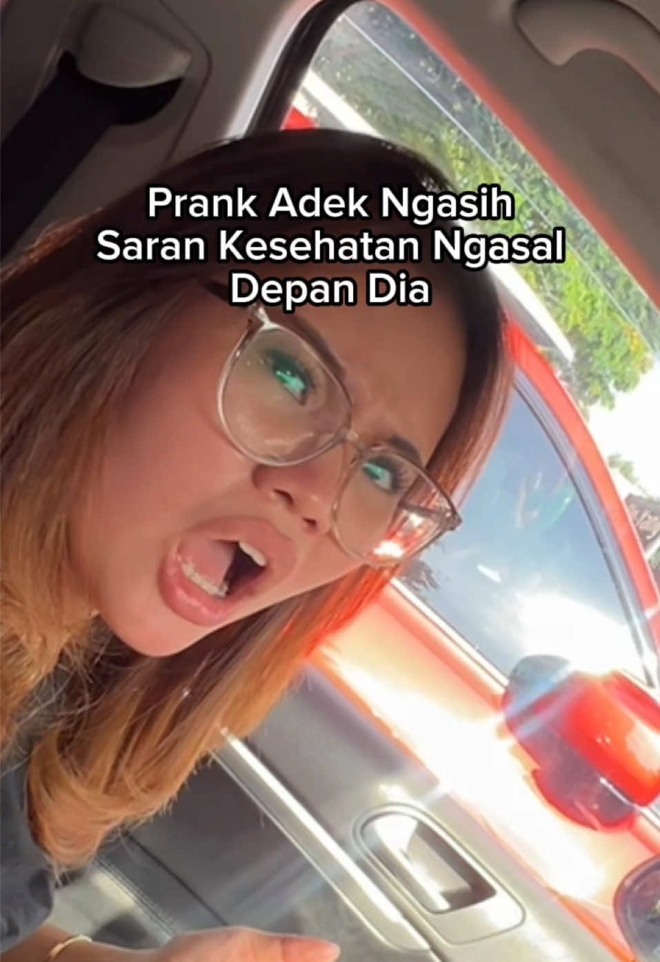 Pulang2 Ngadu Ke Mak Gua 😭😭 #panasmatahari #sunscreenwaterproof #sunscreenringantransparan #sunscreenviral 