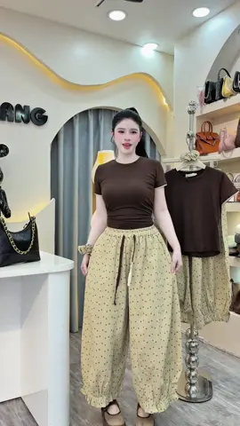 xuhuongtiktok #trending #thoitrangnu #xuhuongtiktok #moingaymotoutfit #xuhuong 