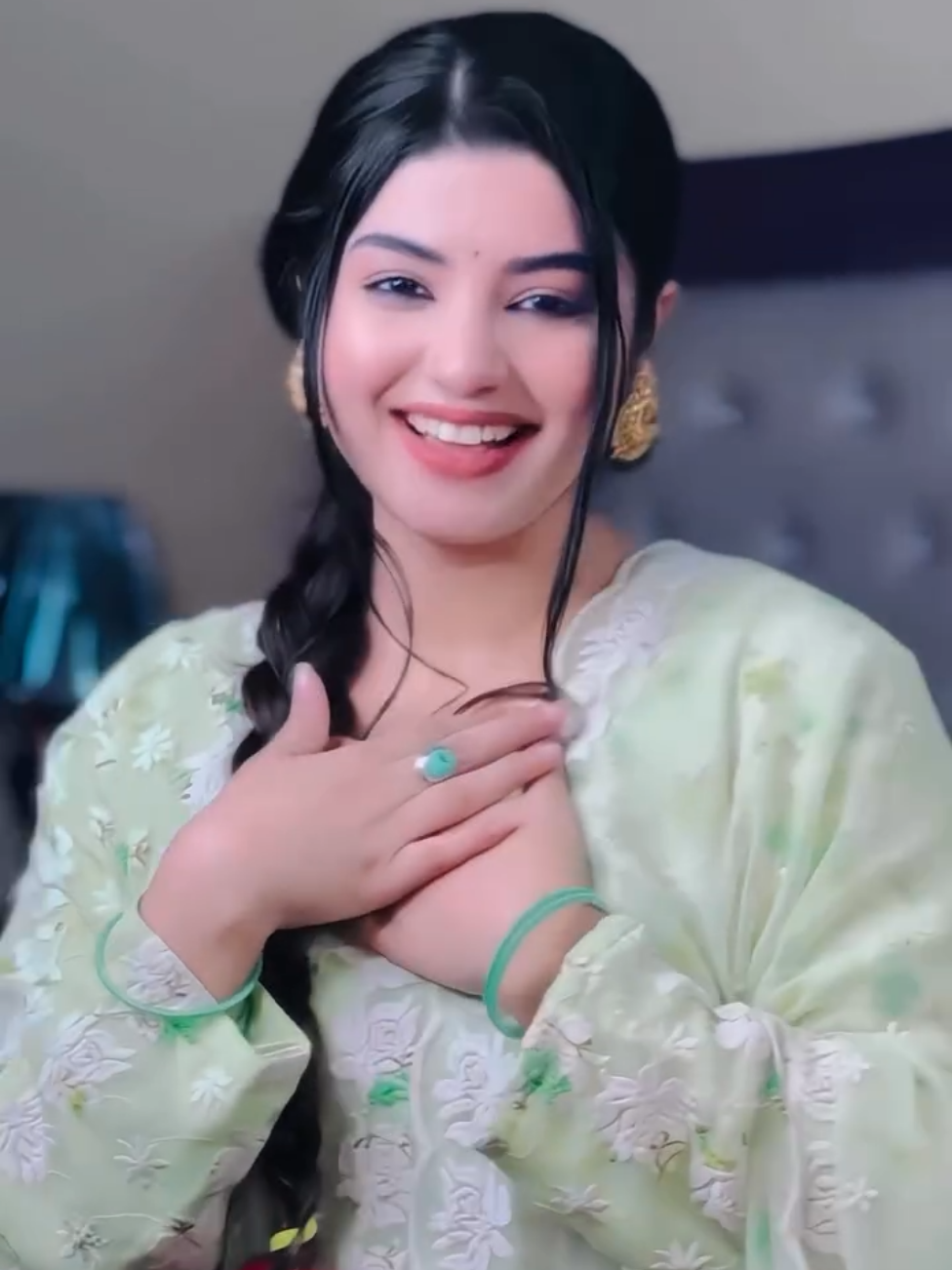 Kisa ajeeb tha pheli mulaqat ka #rabeesakhan11 #foryou #foryoupage #grow #viral 
