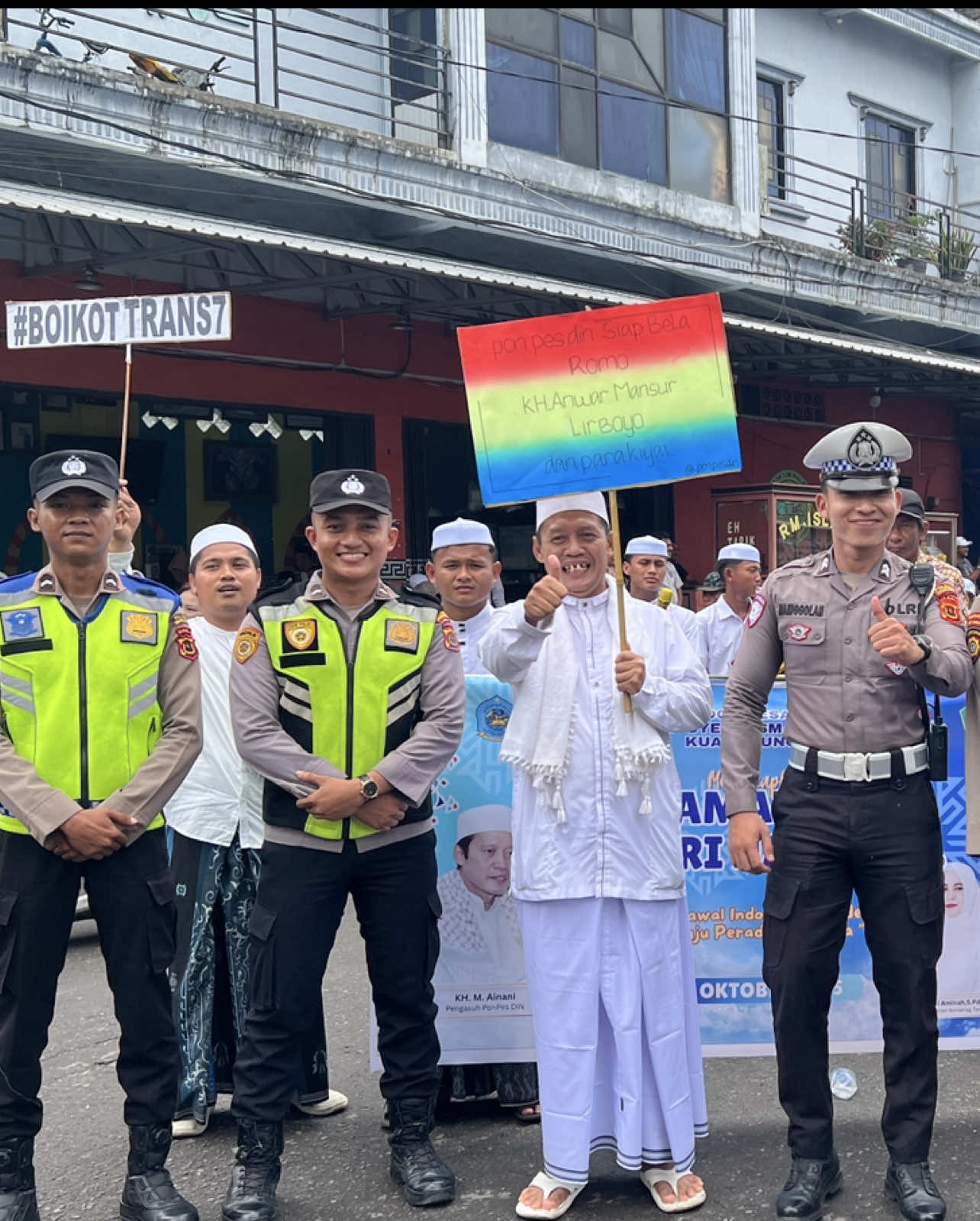 Pawai Hari Santri Nasional 2025 #pondokdin #ponpesdin #datusyekhismailnegara #santridin #santritungkal