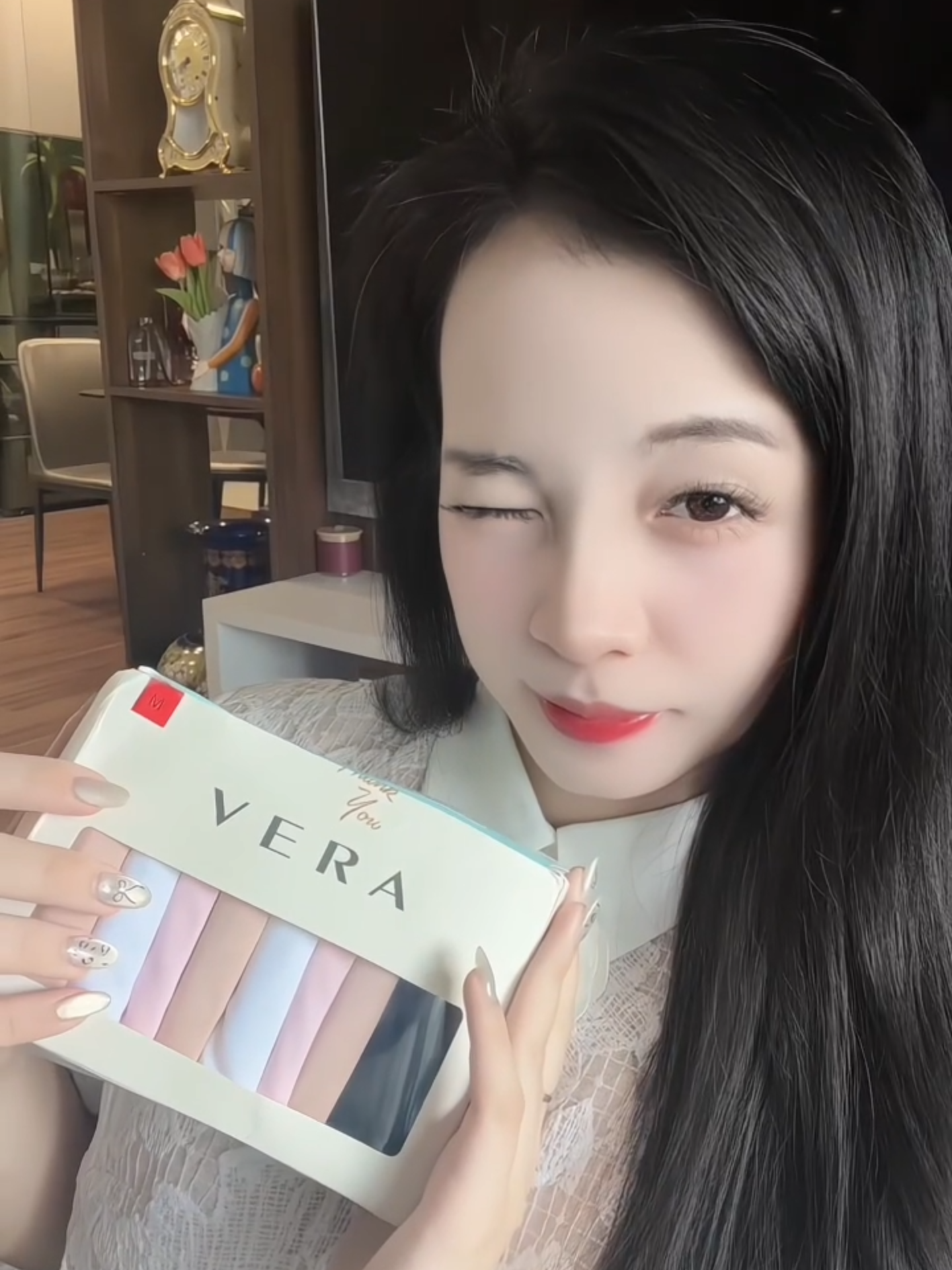 Mỗi ngày là một hành trình yêu thương bản thân – bắt đầu từ những điều nhỏ nhất như chiếc quần lót cotton mềm mại🌷 #vera #veravietnam #loveyourselflLovevera