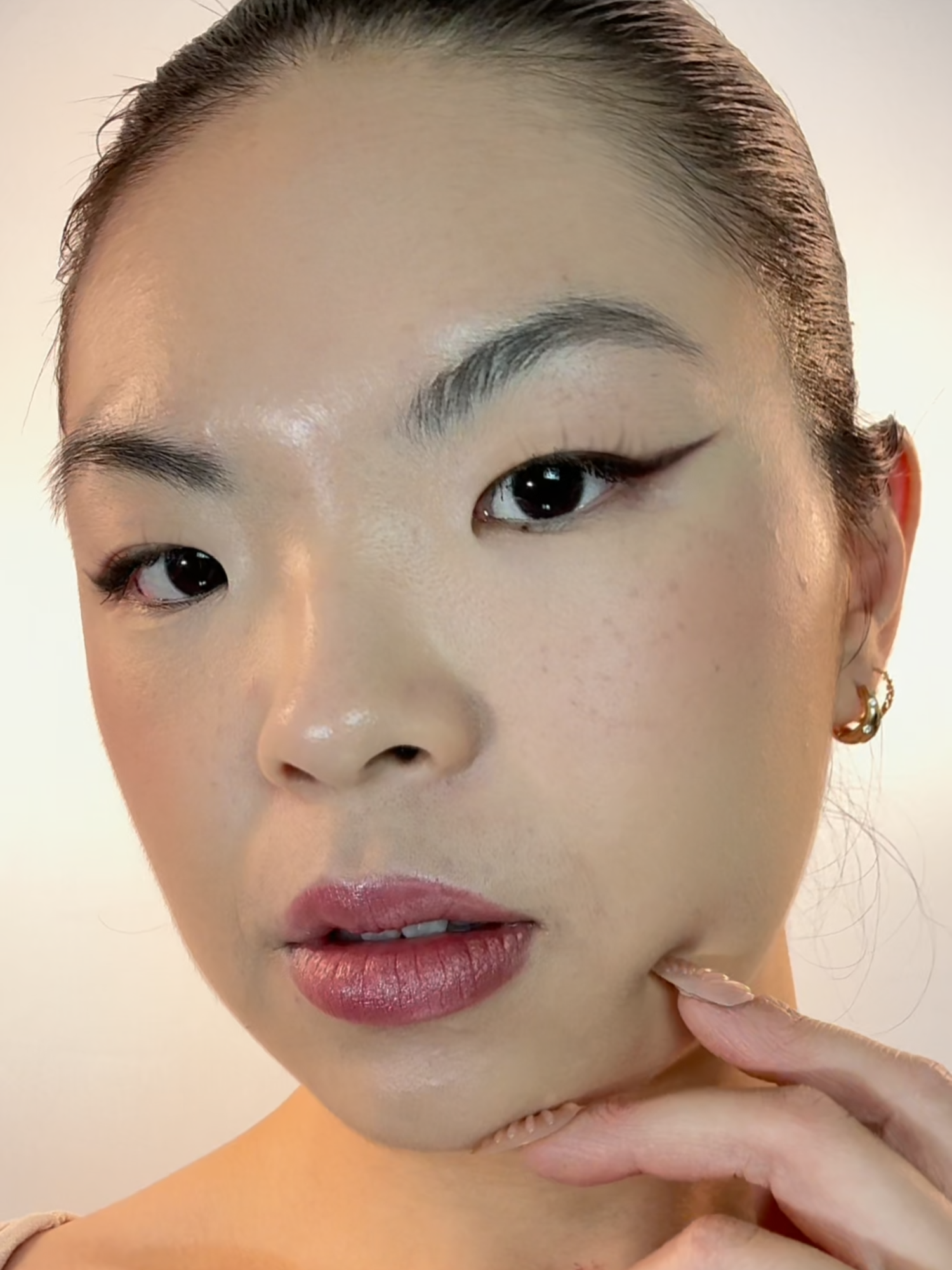 Je test les nouveautés Best Skin Ever de chez @sephorafrance. J'adore le rendu glass skin ✓ - Fond de teint en teinte 10N - Concealer en teinte 05N --- Moi, c'est Angélique, créatrice UGC ✨ Mon objectif : donner vie à tes projets à travers mes vidéos solaires et 100% sur-mesure 📩 Angelecontent@gmail.com  #ugcmakeup #ugccreator #ugcfrance #ugccommunityfrance #createurugcfrance #sephorabestskineverfoundation #sephoracollection #crashtestmakeup CRÉATRICE UGC CRÉATRICE UGC FRANCE  USER GENERATED CONTENT  UGC MAKEUP