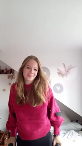 I think i took it a little to seriously #breakyourleg #kneeinjury 