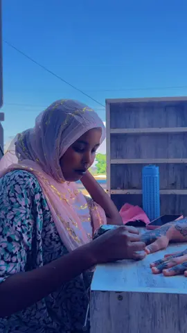 #hennatutorial #hennadesign #vedioviral #foryoupage @touch_by_ekram @saliha🧚‍♀️ @sabri hubii @MUNIT  BEAUTY_MAKEUP  STUDIO 