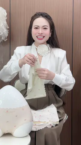 Thay đổi bản thân từ việc thay đổi quần chip định kỳ nhé các chị 