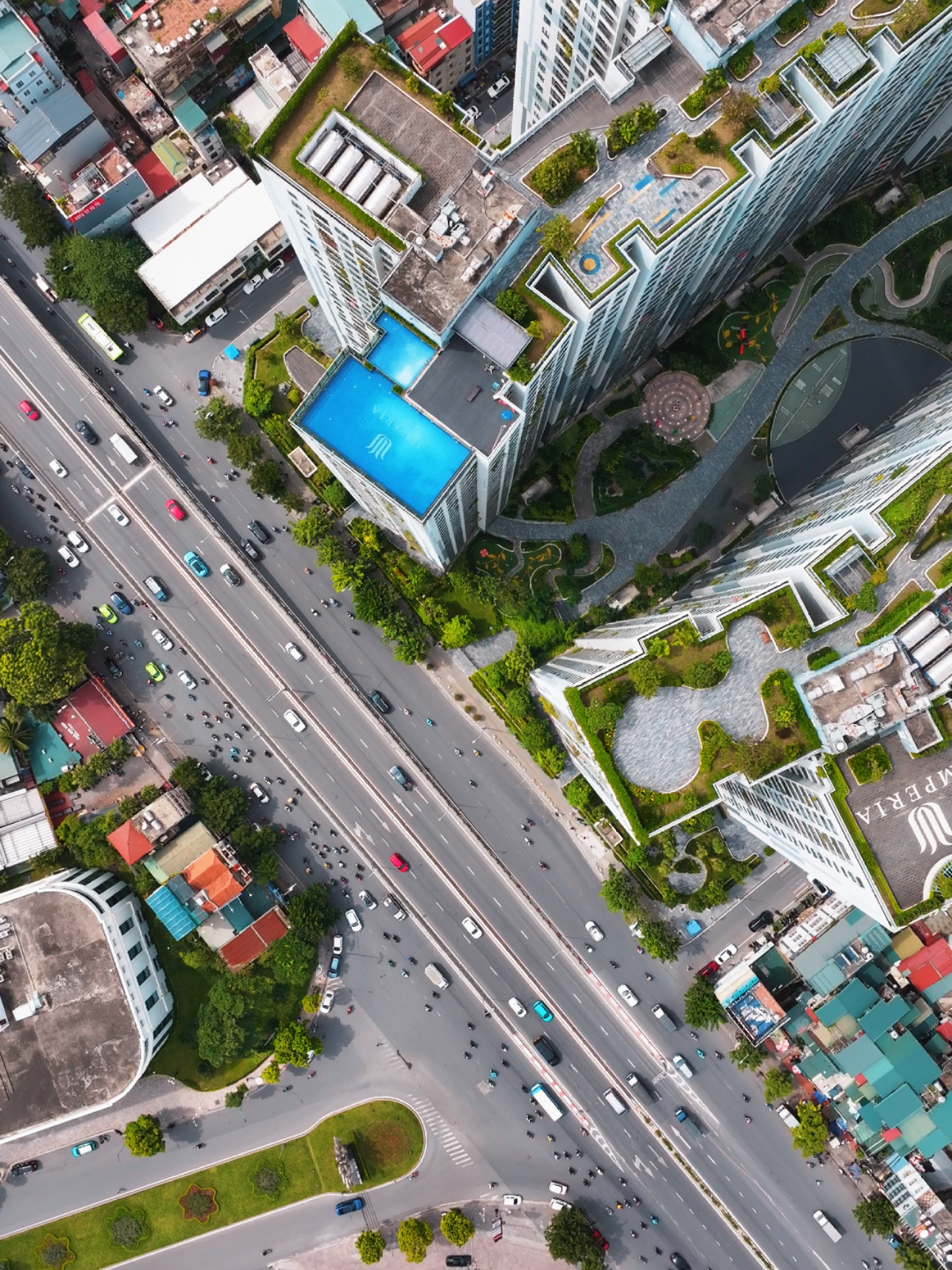 Hạ độ cao gấp  #flycambds #imperia #skygarden #mik 