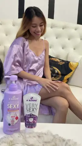 Skin so smooth it’s illegal 😭💅 @kathleenco_ showing us why the Very Sexy Serum + Lotion is a total must-have 💋
