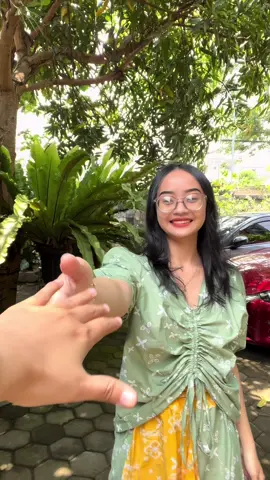 POV : hangout with besti pake set dari enom batik💞 #CapCut #BatikEnom #OOTD #BatikModern 