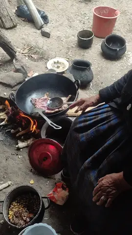Cada que viajo mi Mamita Linda siempre consintiéndome!❤️🥺🙏🌹