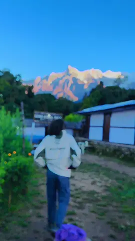 यस्तो त फिल्म मा मात्रै होलानि......😂#fyp#foryoupage#trending#moreviews#mr__bi_shwo_kar_ma