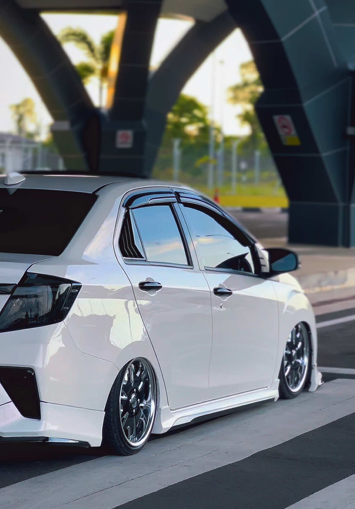 🫦 @𝙋𝙍𝙀𝙈𝙄𝙐𝙈 𝘾𝙐𝙇𝙏𝙐𝙍𝙀  #bezzamodified#airsuspension#dsproject13#fypyoupage#fyp 