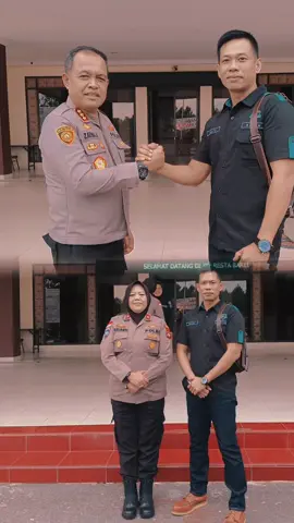 Ketua Hikaro Squad Bayu Alvino foto bersama Kapolresta Barelang Bpk Kombes Pol Zainal Arifin,S.I.K Dan Ibu Kasat Binmas Kompol Yulianti Asril,S.H.M.M #Hikarosquad #Satgas_Hikaro #Harmoni_integritas #Solidaritas_tanpa_batas #kota_batam 
