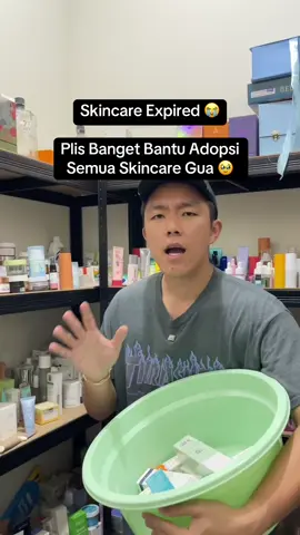 Bantu Adopsi Skincare dong!! Kaget banget tadi cek banyak yang udah expired 😭 #racunskincare #adopsiskincare #skincarelokal #skincareviral #skincareindonesia 