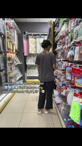 aku masi sklh rndh laa #outfit #umur #makcik2 #fypp