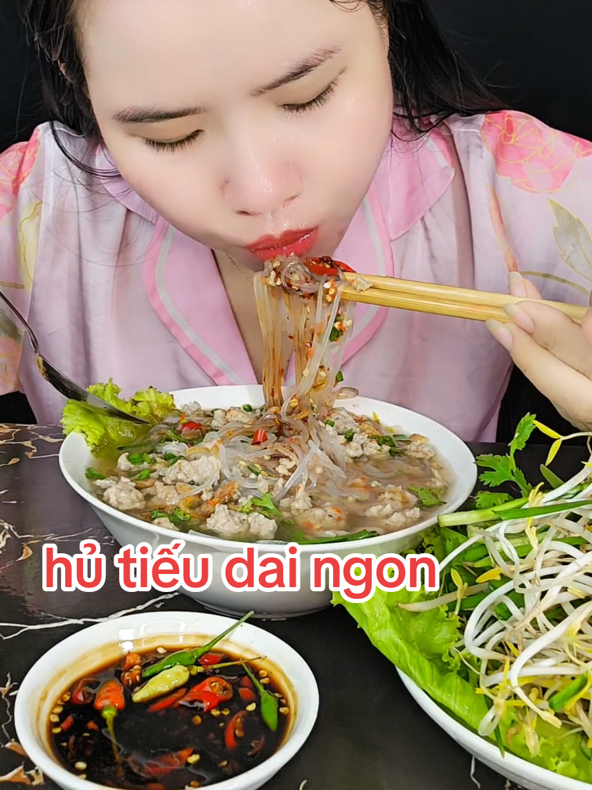 mưa ăn chiều hủ tiếu nước lèo, thịt xay tương ớt cay cay, hủ tiếu sa đéc #shophayngo #ancungtiktok 