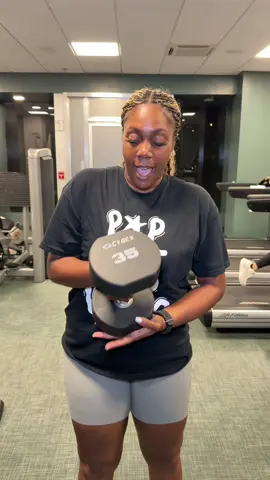 Exercise of the Day: Farmer’s Walk 🚶🏽‍♀️ Benefits: ✅ Builds full-body strength ✅ Improves grip strength ✅ Enhances core stability and posture ✅ Increases cardiovascular fitness ✅ Boosts athletic performance ✅ Strengthens and protects the spine #exercise #exerciseoftheday #weighttrainingforwomen #workout #weightlossjourney