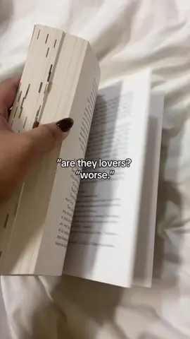 they’re academic rivals lol  #katabasis #BookTok #enemiestolovers #rivalstolovers 