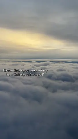 Each cloud reminds me of you — soft, pure, and full of love. 🤍#PregnancyLossAwareness #AngelBaby #GoneButNeverForgotten #MissingMyAngel #heaven 