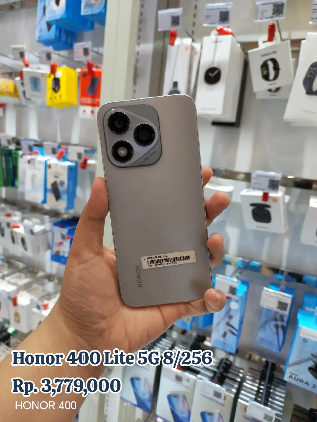 Honor 400 Lite 5G 8/256 hanya 3.799.000 ajaaaaa 😍 Bisa cicilan tanpa DP atau mau tukar tambah juga bisa 💙  Hanya di Erafone MOG Malang Lantai 2 yaaa ☺️ #HONORIndonesia #HONORMalang #HONOR #HONOR400Lite