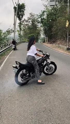 Beuhhh😍@muteee #ownermincreung #rxkingindonesia #rxkingnusantara #rxkingmodifikasi #bidadarirxking 