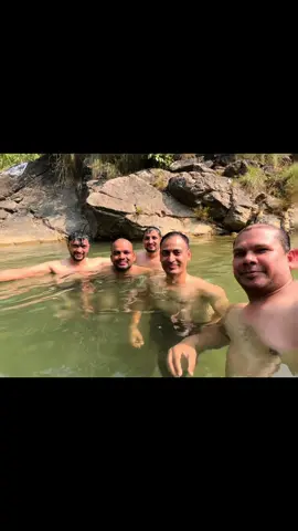 Hami Daju vai haru ko vet 