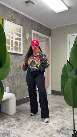 Subliminal Hoodie 🥰🤏🏽 @pacsun #fyp #creatorsearchinsights #hoodieszn 