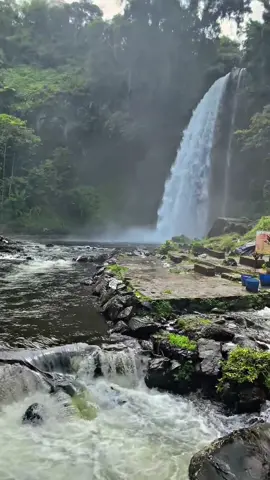 Air terjun segerincing memiliki keindahan yang luar biasa#cenematik #airterjun #foryou #fyp #foryoupage 