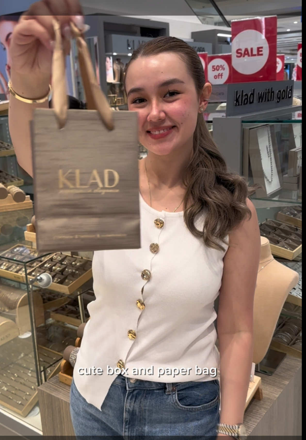 Loved visiting @KLAD at SM Department Store Gensan - perfect for gifting this holiday season! 💕#shinewithklad 