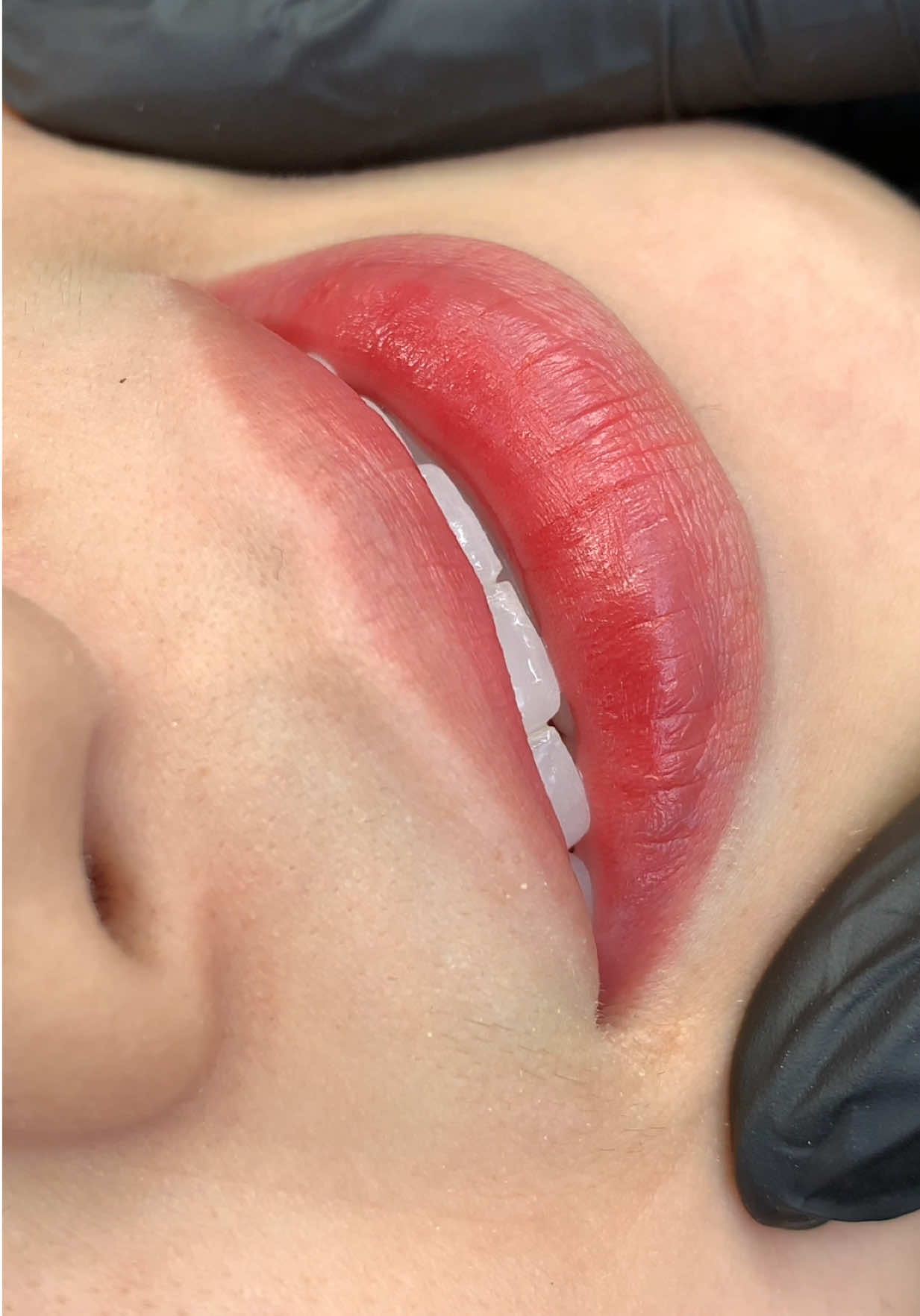 Môi sau bong 2 ngày.  Cam thường cxm #hiendangphunxam #ashestudio #phunmoiximuoi #khuthammoitunhien 